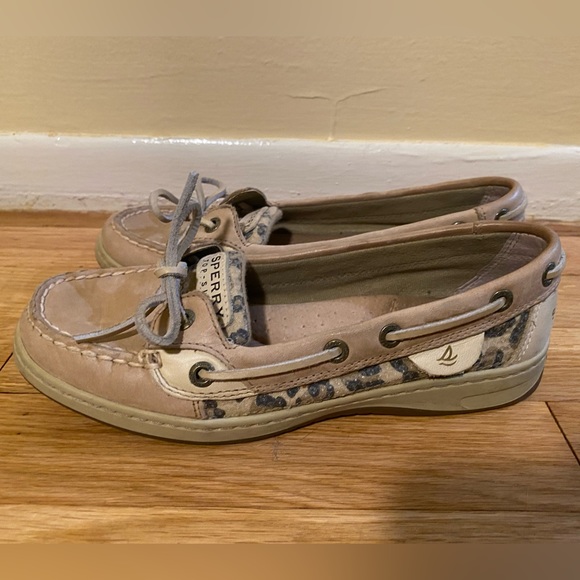 Women Leopard Print Sperry size 6.5 - Picture 1 of 5
